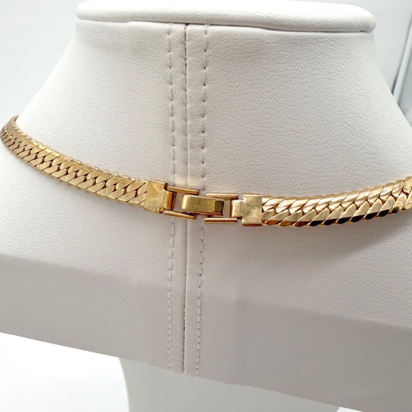 Vintage Gold Tone Cleopatra Style Statement Collar Necklace & Choker Set - Picture 4 of 9